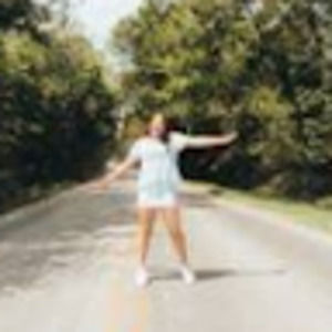 Meet your Posher, Goldie